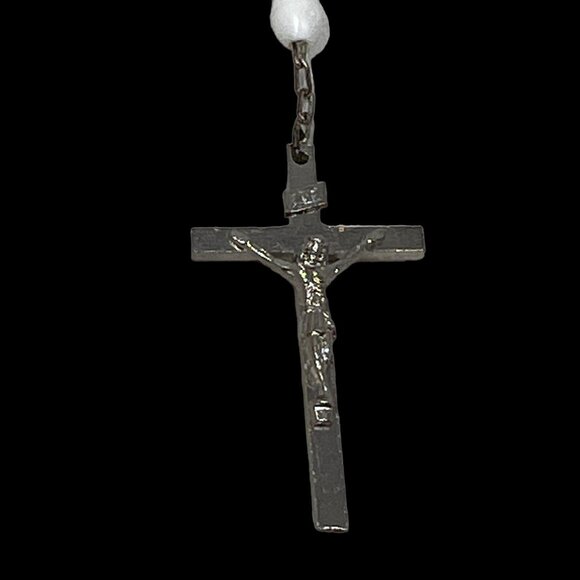 Vintage‎ Rosary White Acrylic Beads Silver Tone Metal Italy 26" Five Decade - Picture 5 of 7